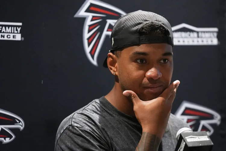 Falcons’ Tagovailoa injured at practice